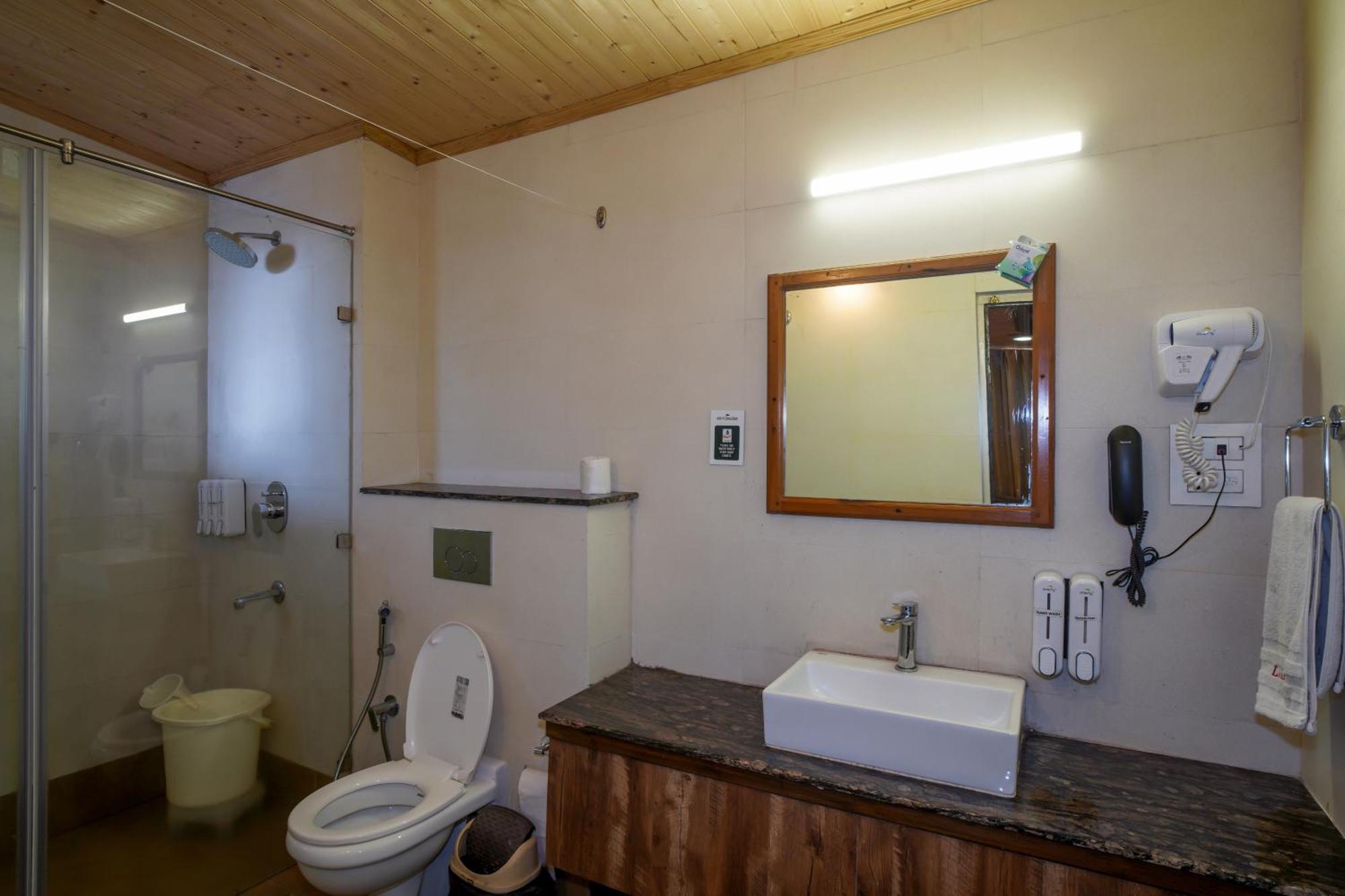 Vilasa Lall Ji Resort Dalhousie Exterior photo