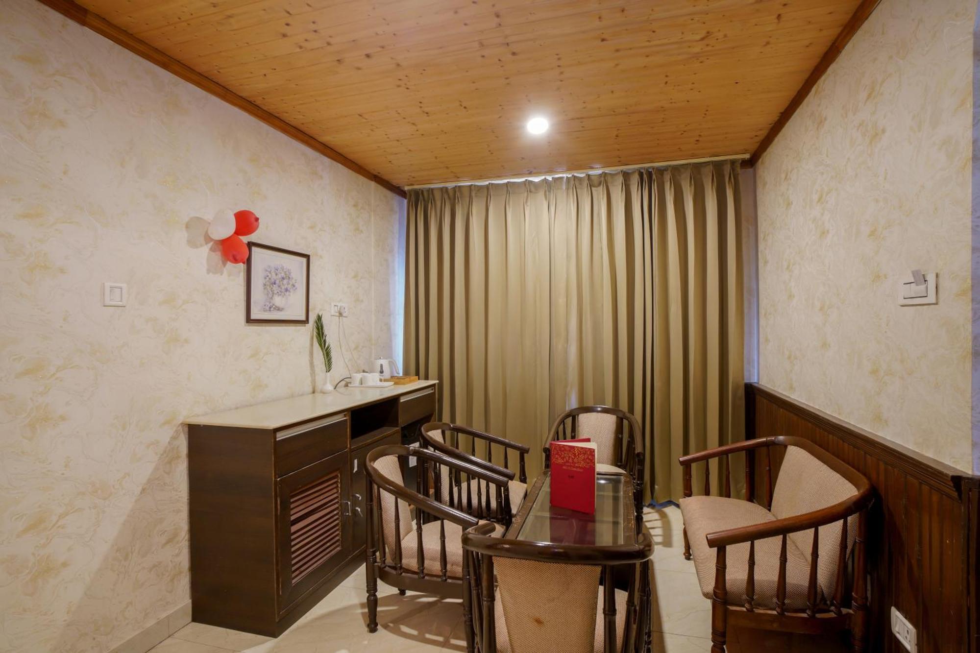 Vilasa Lall Ji Resort Dalhousie Exterior photo