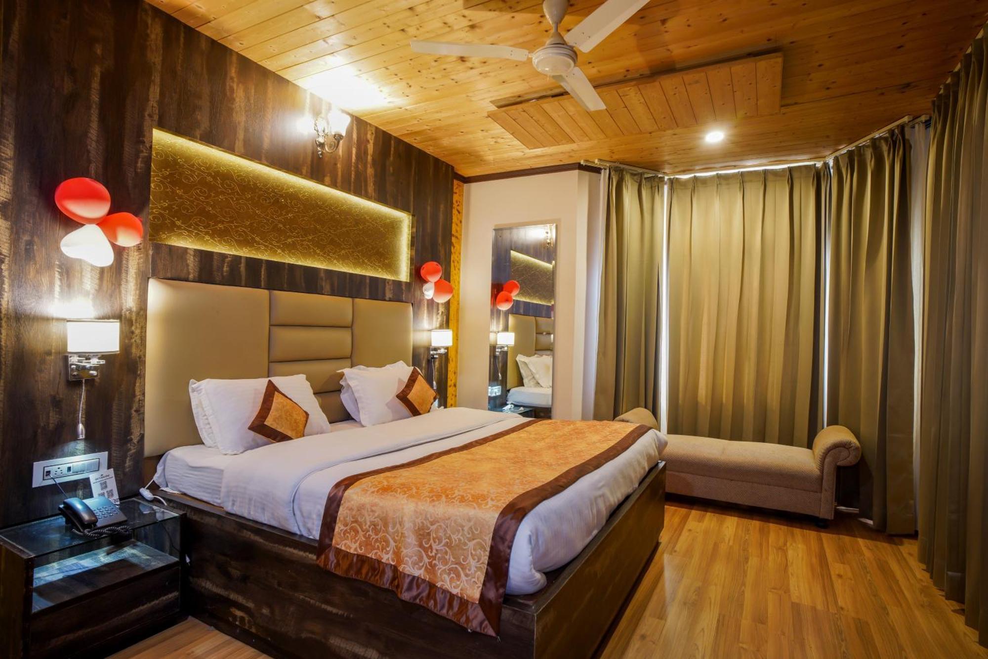 Vilasa Lall Ji Resort Dalhousie Exterior photo
